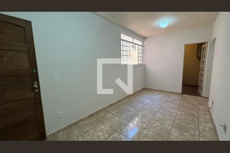 Apartamento à venda com 2 quartos, 45m² em Floresta, Belo Horizonte