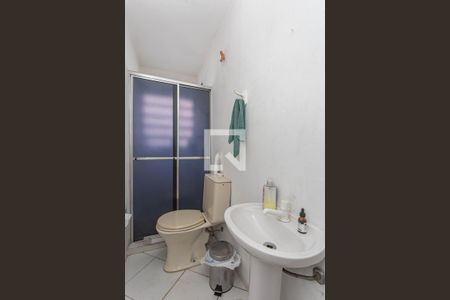 Banheiro de casa à venda com 4 quartos, 180m² em Vila Santo Estefano, São Paulo