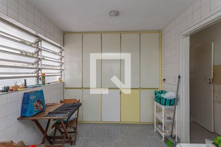Cozinha de casa à venda com 4 quartos, 180m² em Vila Santo Estefano, São Paulo