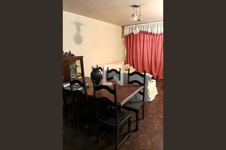 Casa à venda com 5 quartos, 185m² em Vila Gumercindo, São Paulo