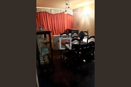 Casa à venda com 5 quartos, 185m² em Vila Gumercindo, São Paulo