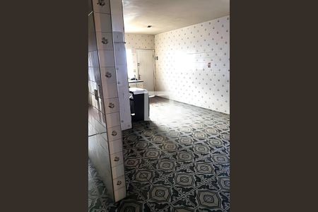 Casa à venda com 5 quartos, 185m² em Vila Gumercindo, São Paulo