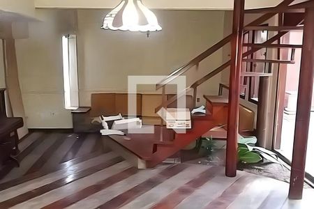 Casa à venda com 4 quartos, 276m² em Jardim da Saúde, São Paulo