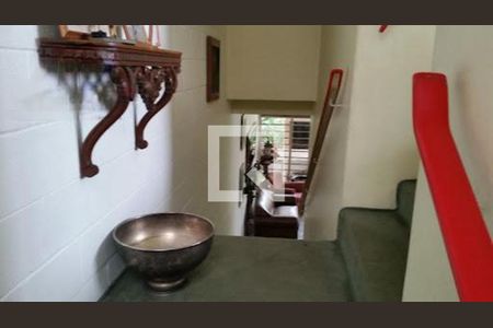 Casa à venda com 4 quartos, 300m² em Vila Mariana, São Paulo