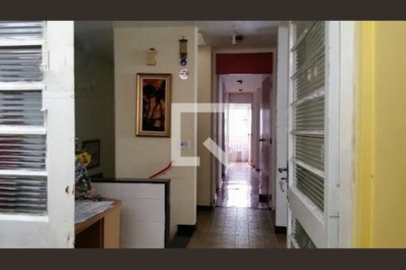 Casa à venda com 4 quartos, 300m² em Vila Mariana, São Paulo