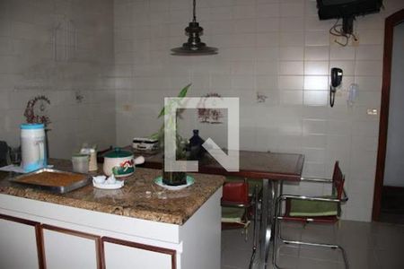 Apartamento à venda com 4 quartos, 214m² em Jardim da Saúde, São Paulo