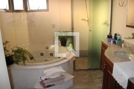 Apartamento à venda com 4 quartos, 214m² em Jardim da Saúde, São Paulo