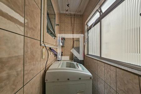 Área de serviço de apartamento para alugar com 2 quartos, 54m² em Balneario Cidade Atlantica, Guarujá