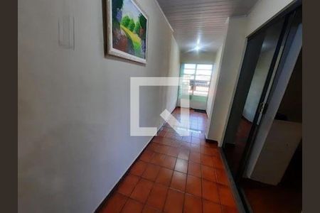 Casa à venda com 4 quartos, 300m² em Taboão, Diadema