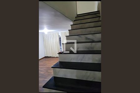 Casa à venda com 3 quartos, 140m² em Vila Brasilina, São Paulo