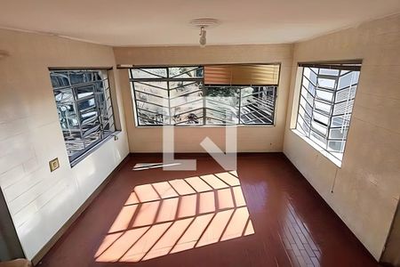 Casa à venda com 4 quartos, 210m² em Santa Teresa, São Paulo