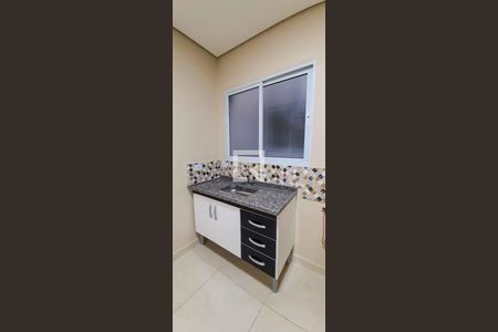 Cozinha de kitnet/studio para alugar com 1 quarto, 22m² em Vila Yolanda, Osasco
