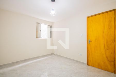 Quarto de casa para alugar com 1 quarto, 80m² em Santo Antônio, Osasco