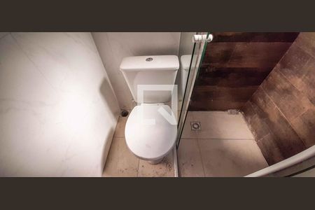 Banheiro de kitnet/studio para alugar com 1 quarto, 20m² em Vila Yolanda, Osasco
