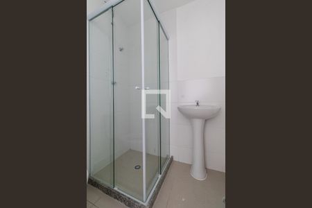 Banheiro de apartamento para alugar com 2 quartos, 36m² em Vila Guilhermina, São Paulo