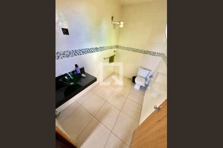 Banheiro da Suíte 2 de casa à venda com 8 quartos, 370m² em São João Batista, Belo Horizonte
