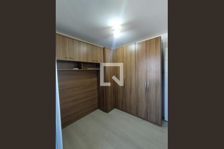 Quarto 1 de apartamento para alugar com 2 quartos, 30m² em Vila Moraes, São Paulo