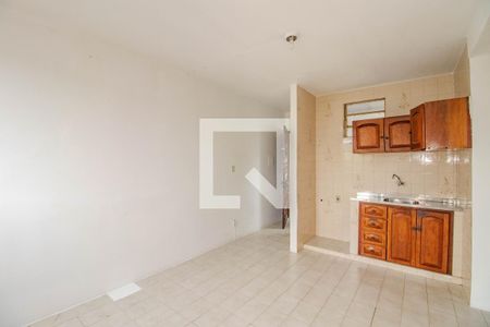 Sala de apartamento para alugar com 2 quartos, 47m² em Rubem Berta, Porto Alegre