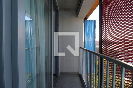 Varanda de kitnet/studio para alugar com 1 quarto, 22m² em Indianópolis, São Paulo