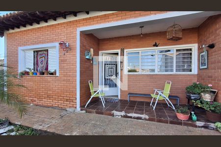 Fachada de casa à venda com 2 quartos, 83m² em Jardim Nossa Senhora Auxiliadora, Campinas