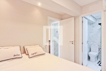 Suíte de apartamento à venda com 2 quartos, 55m² em Vila Ester (zona Norte), São Paulo