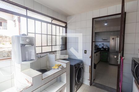 Área de Serviço de casa para alugar com 4 quartos, 360m² em Aparecida, Belo Horizonte