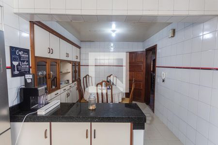 Cozinha de casa para alugar com 4 quartos, 360m² em Aparecida, Belo Horizonte
