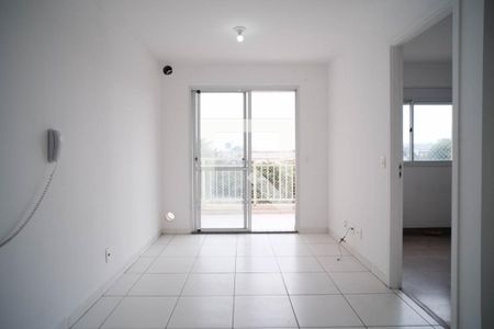 Sala/Cozinha de apartamento para alugar com 1 quarto, 33m² em Jardim Santa Teresinha, São Paulo