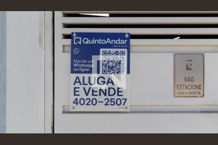Plaquinha de casa à venda com 4 quartos, 260m² em Vila Guilhermina, São Paulo