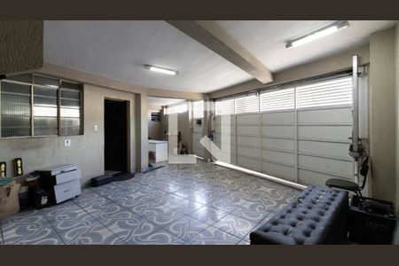 Garagem de casa à venda com 4 quartos, 260m² em Vila Guilhermina, São Paulo
