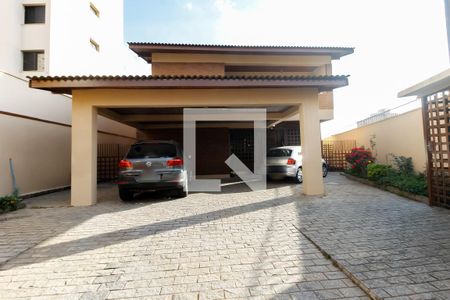 Garagem de casa à venda com 5 quartos, 520m² em Jardim Monte Kemel, São Paulo