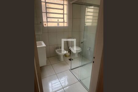 Banheiro de casa para alugar com 3 quartos, 100m² em Planalto Paulista, São Paulo