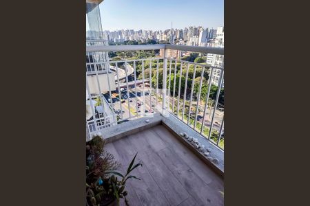 Varanda de apartamento à venda com 1 quarto, 54m² em Indianópolis, São Paulo
