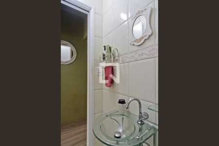Lavabo da Sala de casa à venda com 2 quartos, 105m² em Vila Basileia, São Paulo
