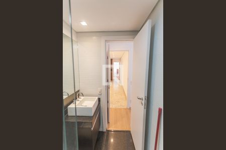 Banheiro da Suíte 4 de apartamento à venda com 4 quartos, 392m² em Serra, Belo Horizonte