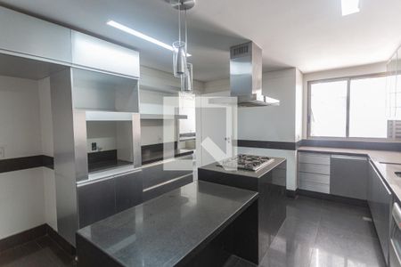 Cozinha de apartamento à venda com 4 quartos, 392m² em Serra, Belo Horizonte