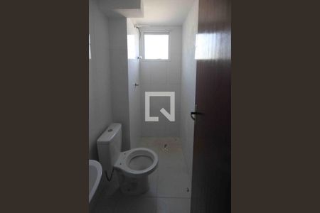Banheiro de apartamento para alugar com 2 quartos, 45m² em Jardim Adutora, São Paulo