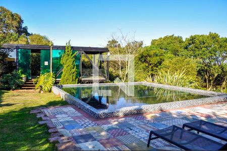 Área Externa de casa de condomínio à venda com 5 quartos, 490m² em Teresópolis, Porto Alegre