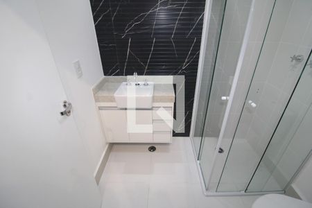 Banheiro de kitnet/studio para alugar com 1 quarto, 29m² em Tucuruvi, São Paulo