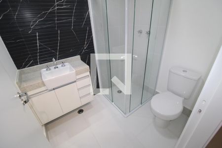 Banheiro de kitnet/studio para alugar com 1 quarto, 29m² em Tucuruvi, São Paulo