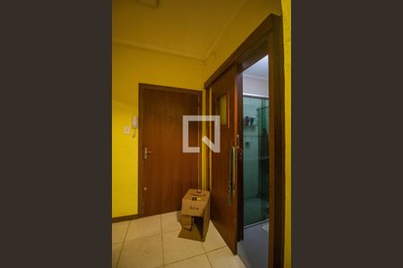 Sala/Cozinha de apartamento à venda com 1 quarto, 40m² em Medianeira, Porto Alegre