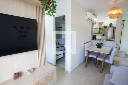 Sala de apartamento para alugar com 3 quartos, 63m² em Pechincha, Rio de Janeiro