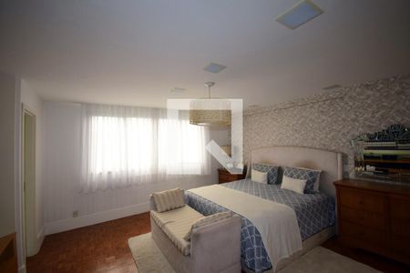 Suíte Principal de apartamento à venda com 5 quartos, 389m² em Barra da Tijuca, Rio de Janeiro