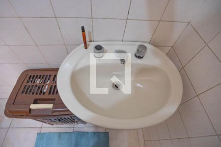 Banheiro Social de casa à venda com 3 quartos, 136m² em Campanário, Diadema