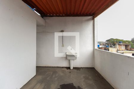 Área de Serviço  de casa para alugar com 2 quartos, 150m² em Cidade Nova São Miguel, São Paulo