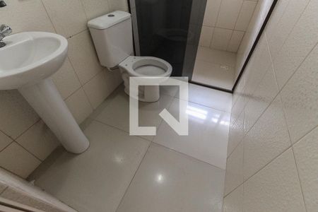 Banheiro da Suíte 1 de casa para alugar com 2 quartos, 150m² em Cidade Nova São Miguel, São Paulo