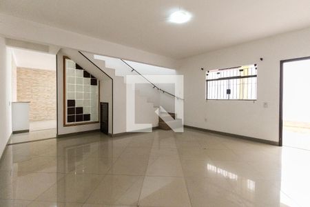Sala de casa para alugar com 2 quartos, 150m² em Cidade Nova São Miguel, São Paulo