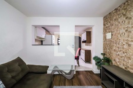 Sala de casa para alugar com 1 quarto, 55m² em Cidade São Francisco, São Paulo