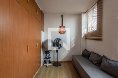 Quarto de Serviço de apartamento à venda com 2 quartos, 120m² em São Cristóvão, Rio de Janeiro
