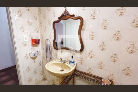 Lavabo de casa à venda com 4 quartos, 200m² em Água Fria, São Paulo